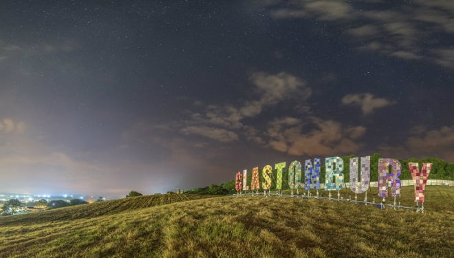 Guide to Glastonbury: How To Do the Biggest Music Festival in Britain 