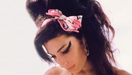     Amy Winehouse - Lioness Hidden Treasures © Island Records, or graphic artist(s)