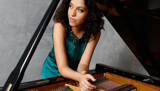 Award-wining pianist Beatrice Rana guests with the London Philharmonic Orchestra