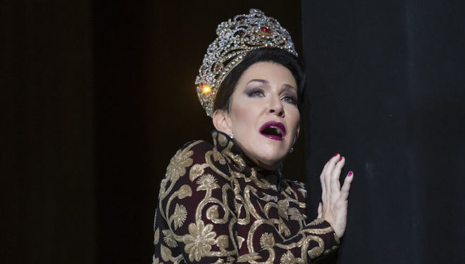 Joyce DiDonato stars as a ruthless queen in Rossini's Semiramide. Photo: Bill Cooper