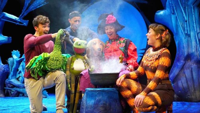 Tall Stories' Room on the Broom flies into the West End for Christmas