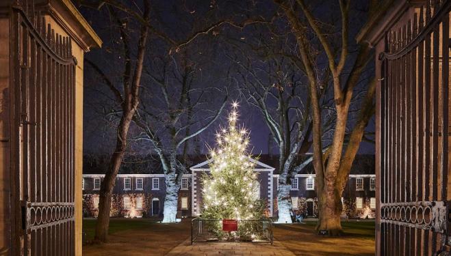 The Geffrye Museum's gorgeous Christmas market 