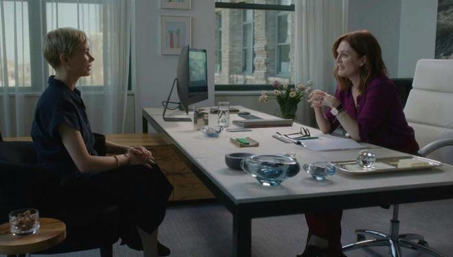 Michelle Williams and Julianne Moore in After the Wedding