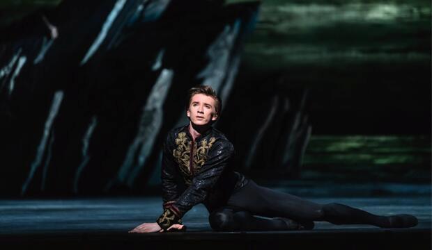 Vadim Muntagirov as Sigfried in Swan Lake, The Royal Ballet © ROh Photo: Bill Cooper