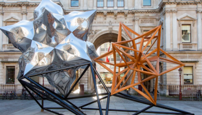  Frank Stella Hon RA, Inflated Star and Wooden Star, 2014. Photograph © Benedict Johnson.