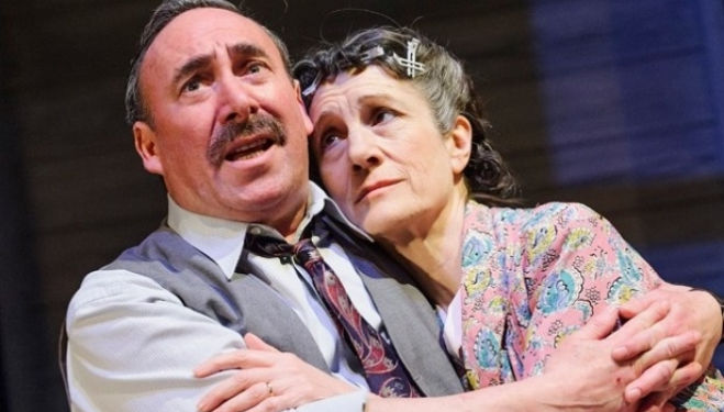 Anthony Sher and Harriet Walter, Death of a Salesman: photo, Tristram Kenton