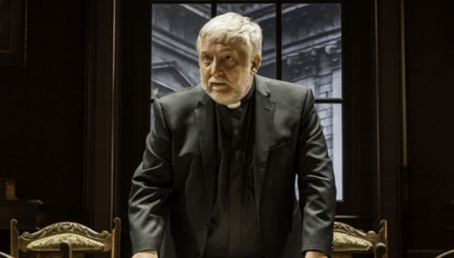 Simon Russell Beale: Donmar Warehouse, Temple
