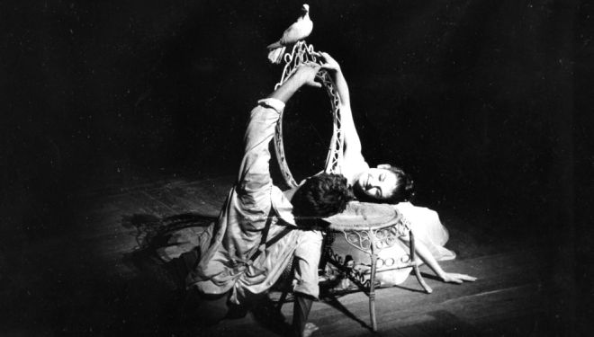 Christopher Gable, Lynne Seymour. The Royal Ballet, The Two Pigeons 1961, photo by Donald Southerland