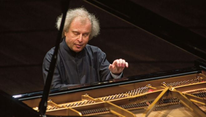 Sir Andras Schiff and the OAE, Royal Festival Hall