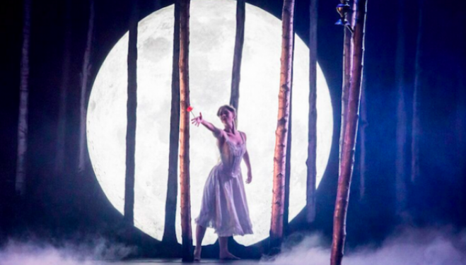 Matthew Bourne's Sleeping Beauty ballet, Ashley Shaw as Aurora, photo by Johan Persson