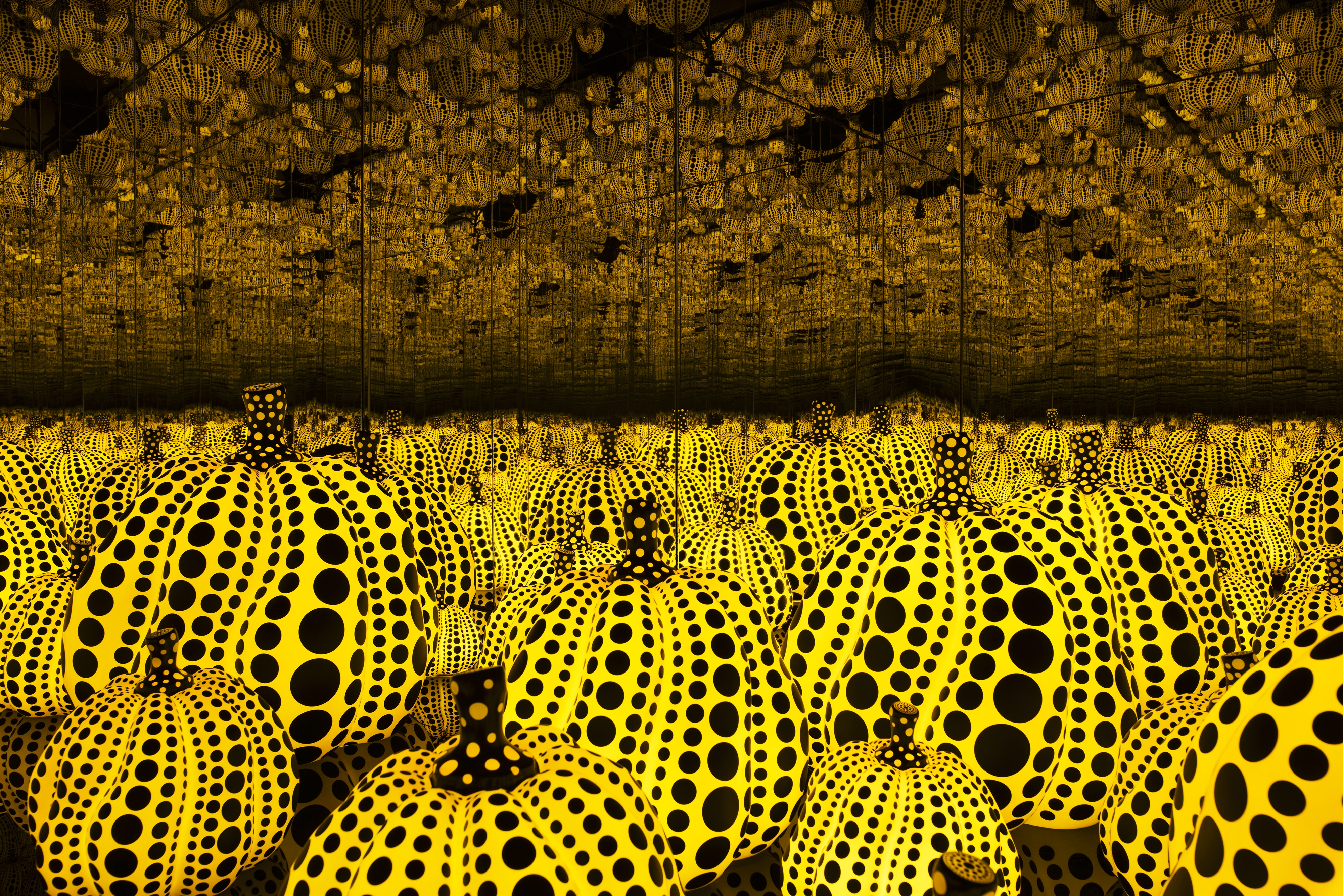 All the Eternal Love I Have for the Pumpkins, 2016 Installation, Yayoi Kusama 25 May – 30 July 2016 Victoria Miro, 16 Wharf Road, London, N1 7RW