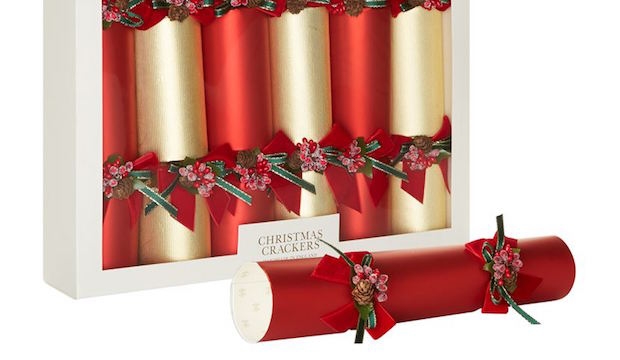 For the traditional: Harrods Berries Christmas Crackers 
