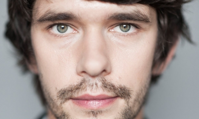 Returning to the Almeida: Ben Whishaw, Against play 2017