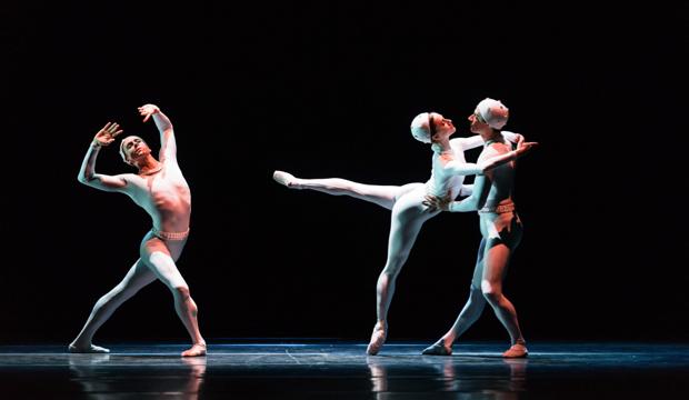 The Royal Ballet, Monotones II (c) ROH 2015 Bill Cooper