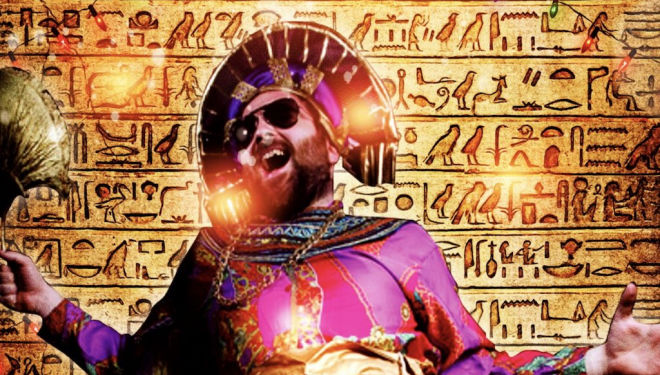 Things to do with children between Christmas and New Year: King Tut King's Head Theatre