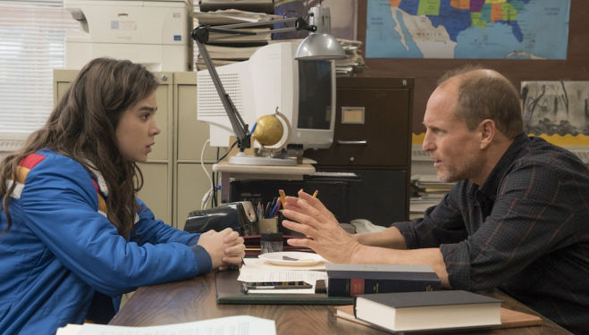 Edge of Seventeen: a sweet, sincere, and witty high-school movie