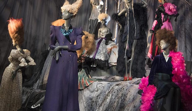 Big Wigs: Family Drop-in Workshop, Somerset House 
