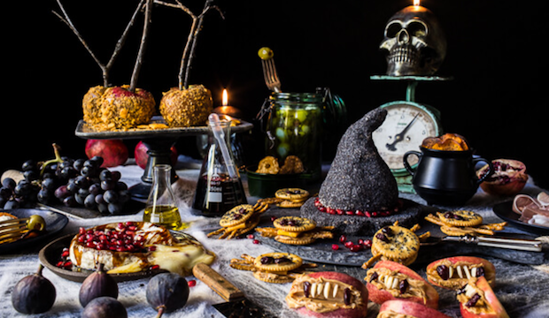 How to host the ultimate kids Halloween party