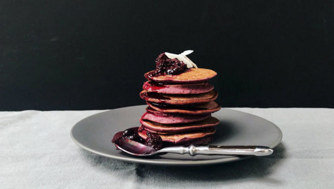 Oh-so virtuous blackberry pancakes