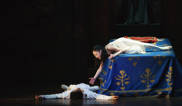 BRB, MacMillan's Romeo and Juliet, dancers Momoko Hirata & César Morales