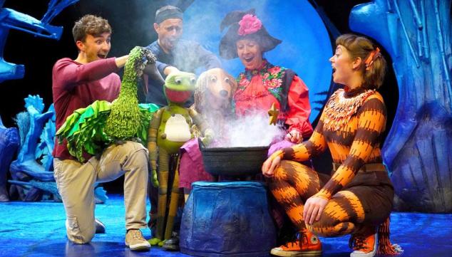 Tall Stories' Room on the Broom at the Lyric Theatre