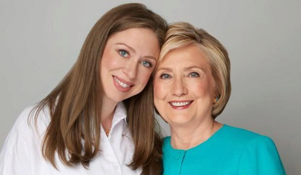 Hillary Rodham Clinton and Chelsea Clinton © Joe McNally 2019