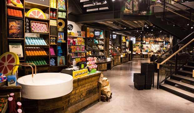 LUSH Oxford Street is inviting Londoners to come in and wash their hands