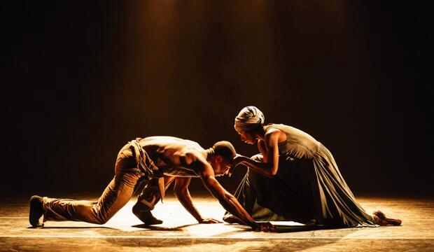 Ballet Black dancers in Ingoma by Mthuthuzeli November. Photo: Bill Cooper
