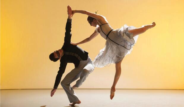 Richard Alston Dance Company online