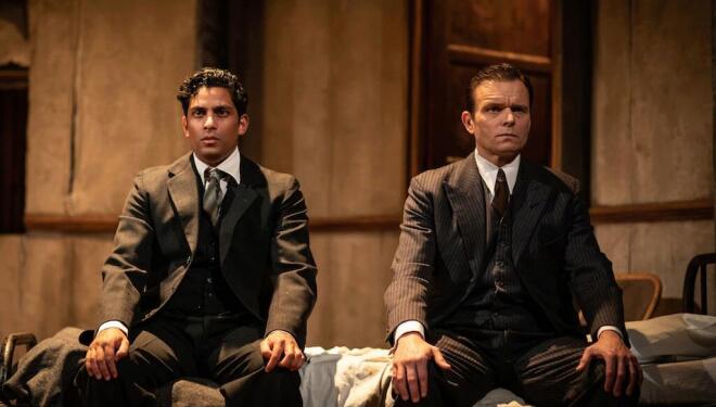 Shane Zaza (left) and Alec Newman (right) in The Dumb Waiter (Credit: Helen Maybanks)