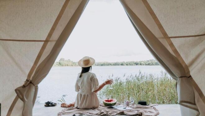 The best beauty products for glamping in style