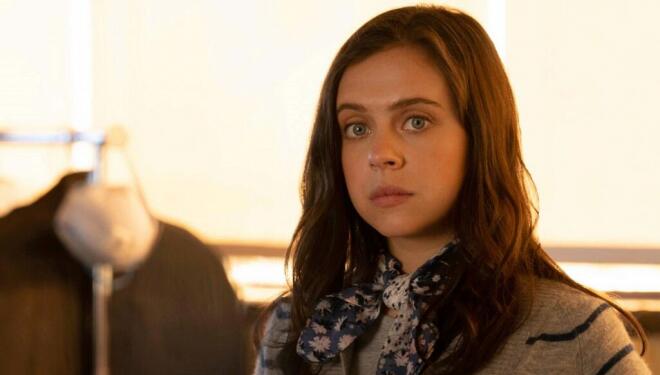 Bel Powley stars as Birdy in Dolly Alderton's Everything I Know About Love, BBC One (Photo: The Morning Show/Apple)