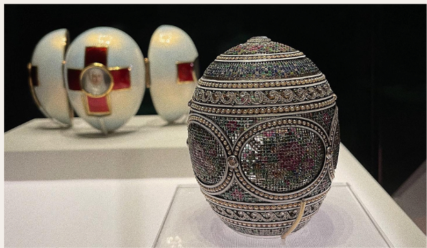 V&A showcases Fabergé's treasures 