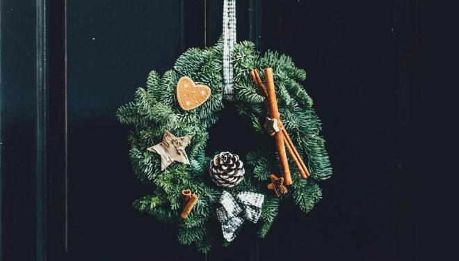 Gorgeous wreaths to adorn your front door