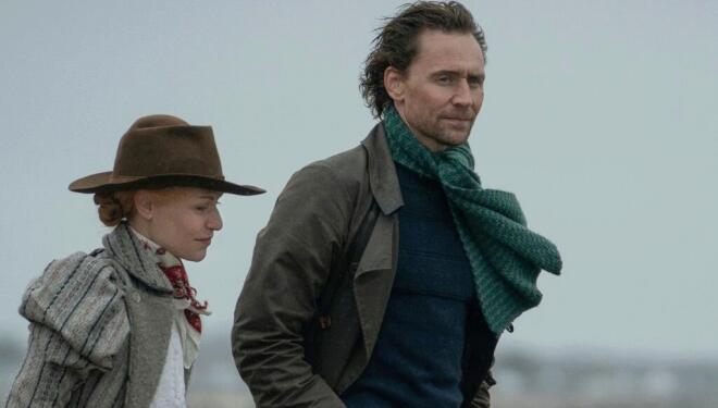 Tom Hiddleston and Claire Danes in The Essex Serpent, AppleTV+ (Photo: Apple)