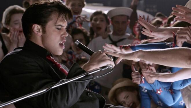 Austin Butler as Elvis Presley in Elvis (Photo: Warner Bros.)