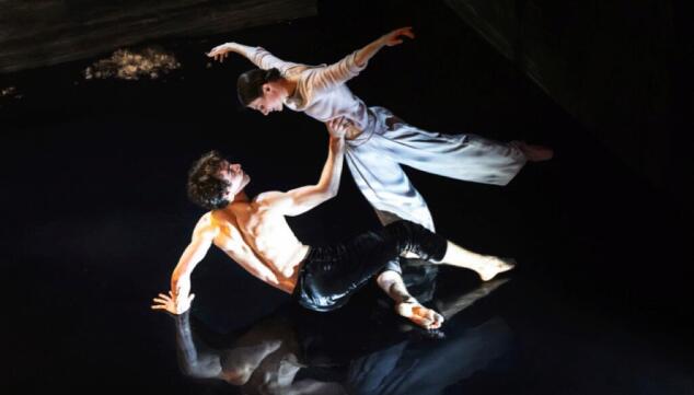 Alina Cojocaru, Matthew Ball in Kim Brandstrup's Metamorphoses. Photo: Foteini Christofilopoulou