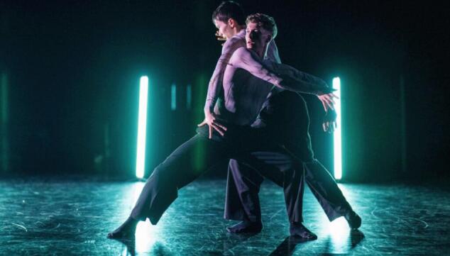 Ballet Nights, Pett-Clausen-Knight, Nerve Wire. Photo: Deborah Jaffe