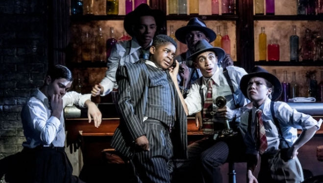 Ensemble and James Okulaja as Fat Sam, Bugsy Malone - photo by Manuel Harlan