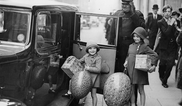 Vintage Easter Shopping