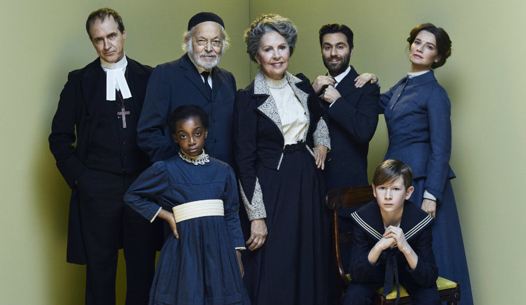 The cast of Fanny and Alexander, Old Vic Theatre. Photo by Jay Brooks