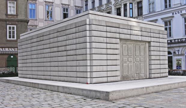 Rachel Whiteread, Judenplatz Holocaust Memorial