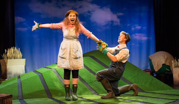 Meet Betty O'Barley and Harry O'Hay in The Scarecrows' Wedding on stage at the Leicester Square Theatre