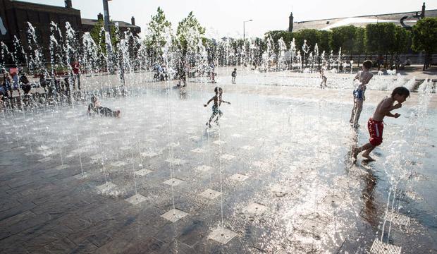 Best for xxx: Granary Square Fountain, King's Cross
