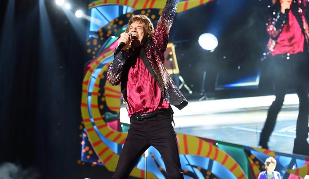 Relive the historic Havana Moon performance with Mick Jagger