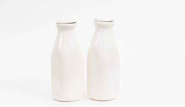 Milk bottles and non-dairy alternatives