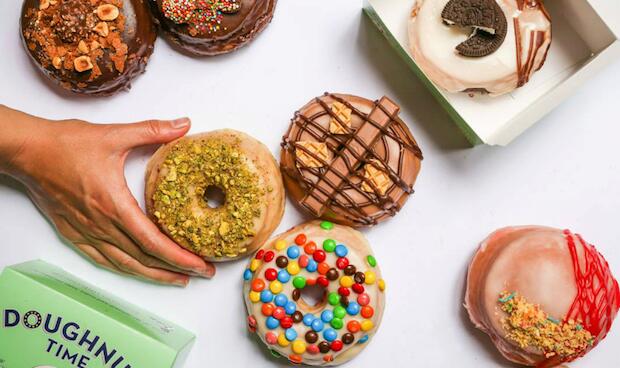 Decorate your own Doughnuts 