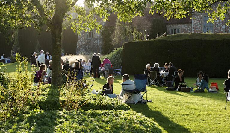 The long dinner interval is all part of the Glyndebourne tradition. Photo:Leigh Simpson