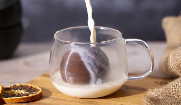 Best hot chocolate surprise: Prezzybox hot chocolate bombes