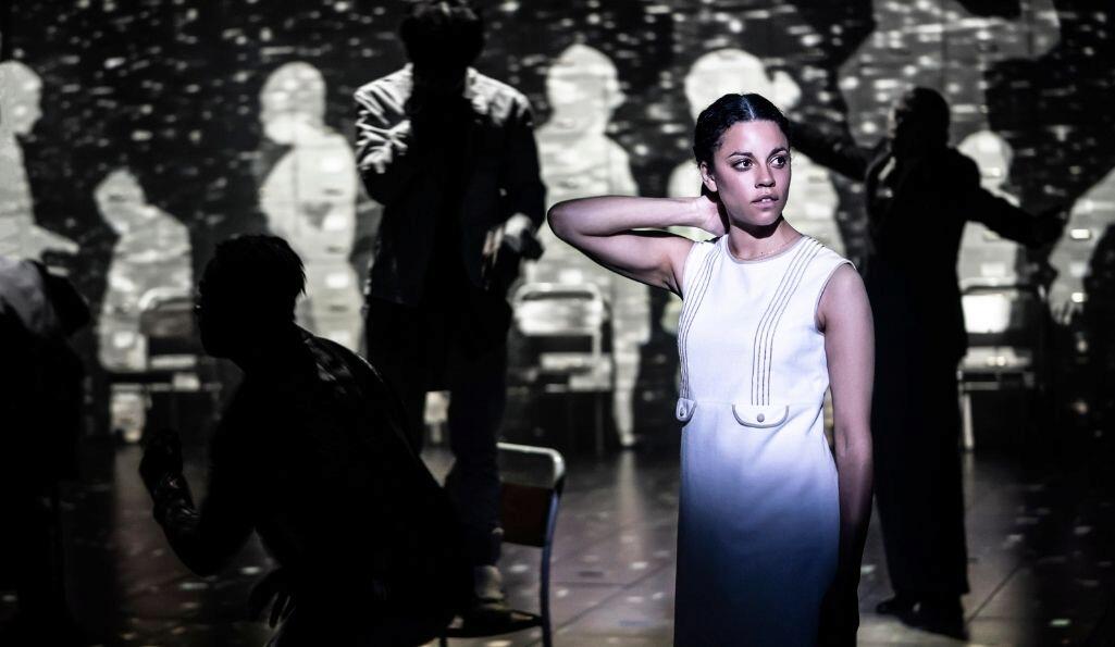 Anoushka Lucas in After Life at National Theatre (c) Johan Persson